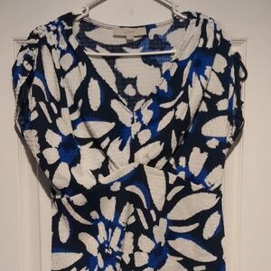 LOFT Small Navy and White Patterned Shirt